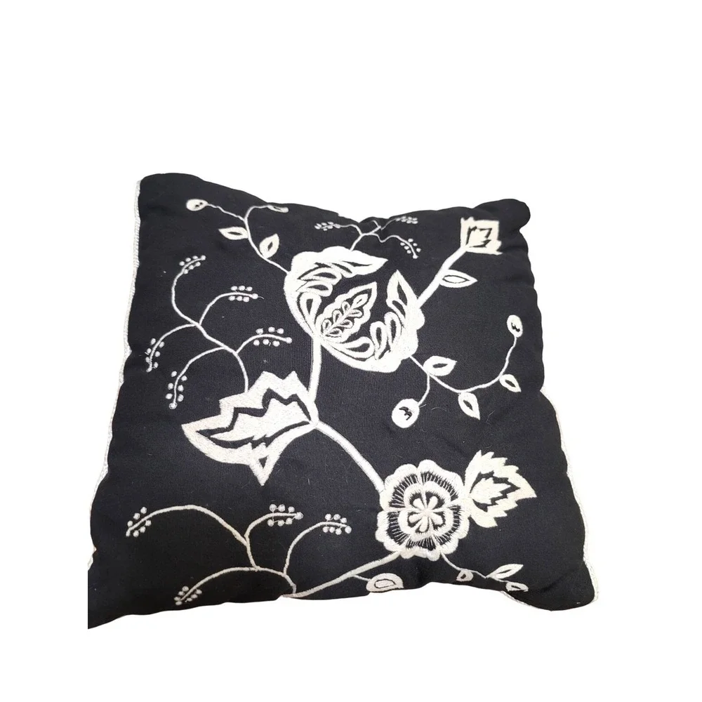 Black & White Floral Embroidered‎ Throw Pillow Cushion 15